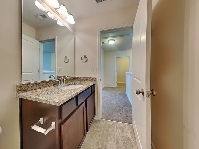 Building Photo - 394 Eagle Feather Loop
