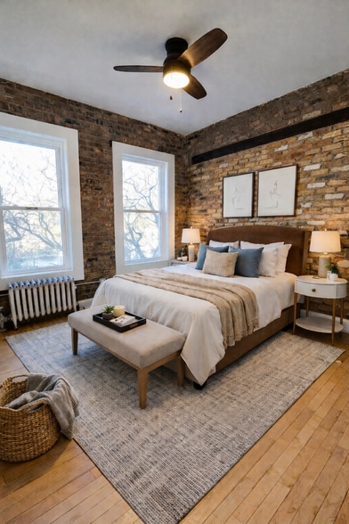 Building Photo - 2402 E Webster Pl