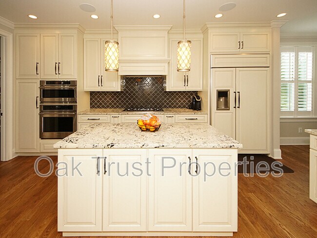 Building Photo - 125 Brogun Ln