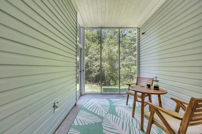 Building Photo - 106 Westhaven Dr