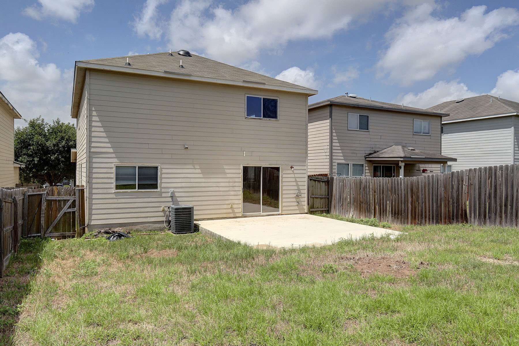 Building Photo - 3515 Alamo Greens