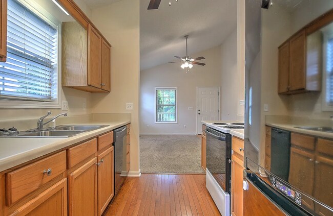 Building Photo - 244 Main Street Village Dr