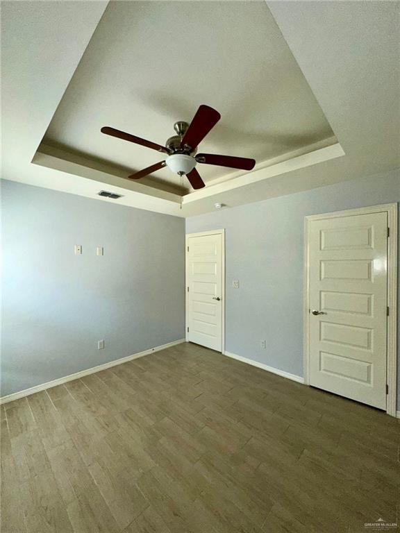 Building Photo - 1227 White Oak Dr