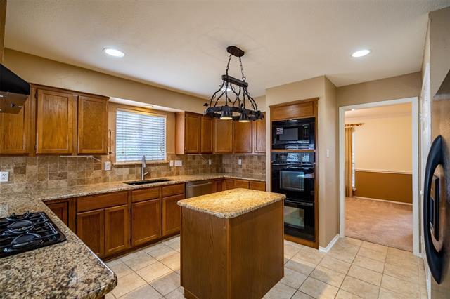 Building Photo - 817 Santa Cruz Dr