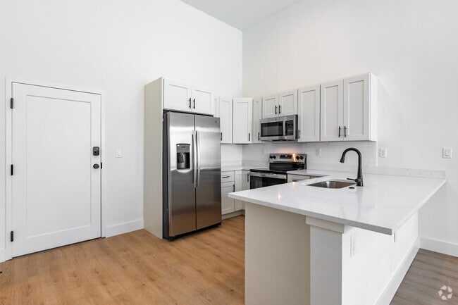 2BR, 2BA - 803SF - Kitchen - The Milk Stacks: Boutique Luxury Living in Downtown Orlando's Milk District