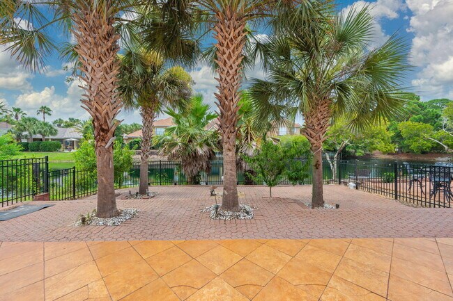 Building Photo - 272 Calusa Blvd
