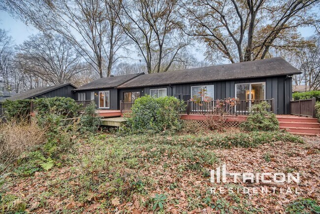 Building Photo - 3717 Smokerise Hill Dr