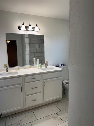 Building Photo - 2609 W Walker St