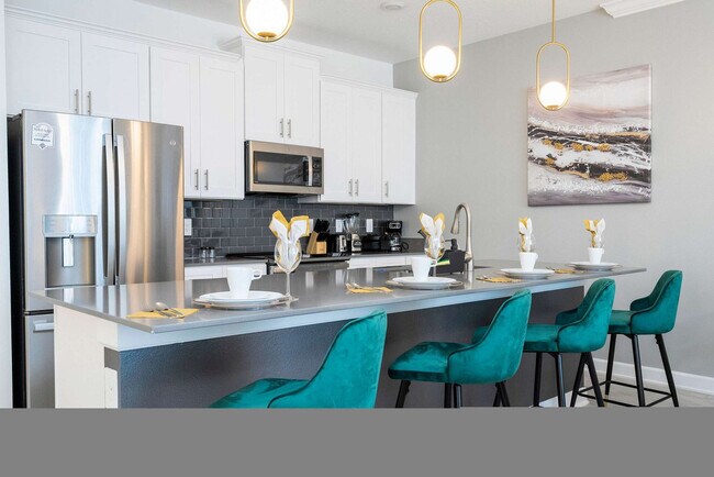 Building Photo - 4383 Scene Ln