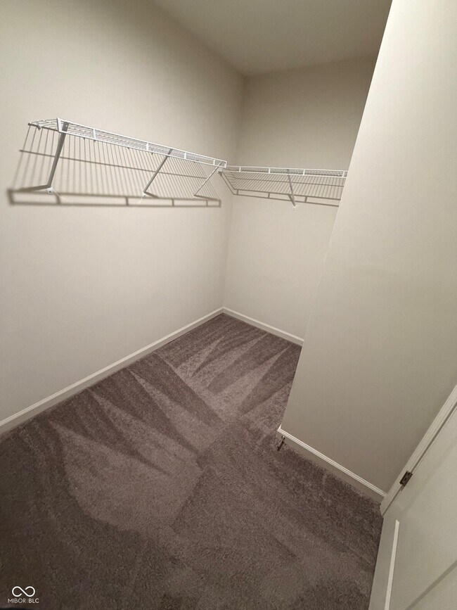 Building Photo - 15545 Westmoor Ave