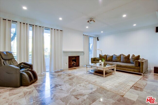 Building Photo - 1909 Pelham Ave