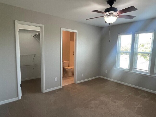 Building Photo - 8303 Sage Mountain Dr