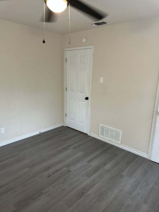Building Photo - 2bd/1ba in Killeen Accepting Section 8