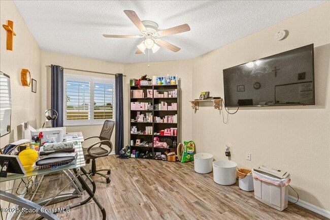 Building Photo - 1831 Jimmy Buffett Mem Hwy