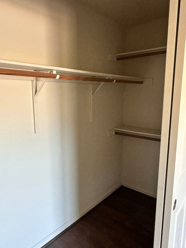 Building Photo - 3 bed/1.5 bath townhouse in Cotati