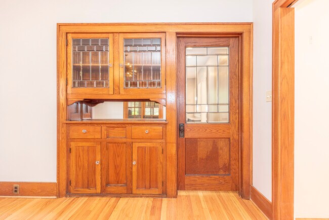 Building Photo - 1111 Olivia Ave