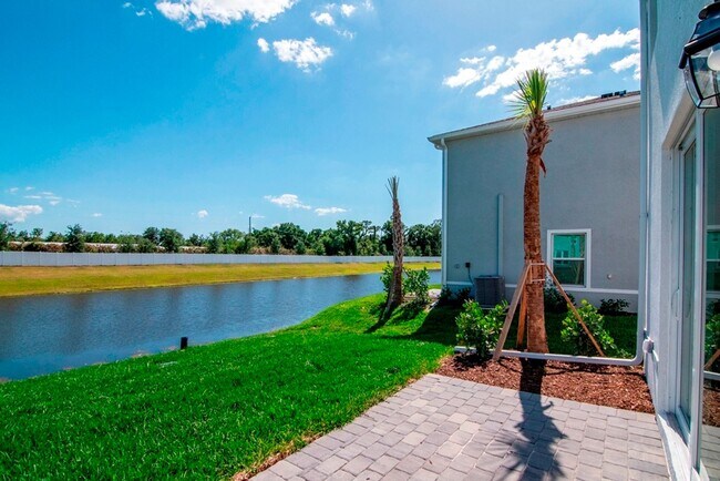 Building Photo - Brand-New 3BR/2.5BA Townhome in Lakewood Ranch — Internet, Trash & Lawn Care Included