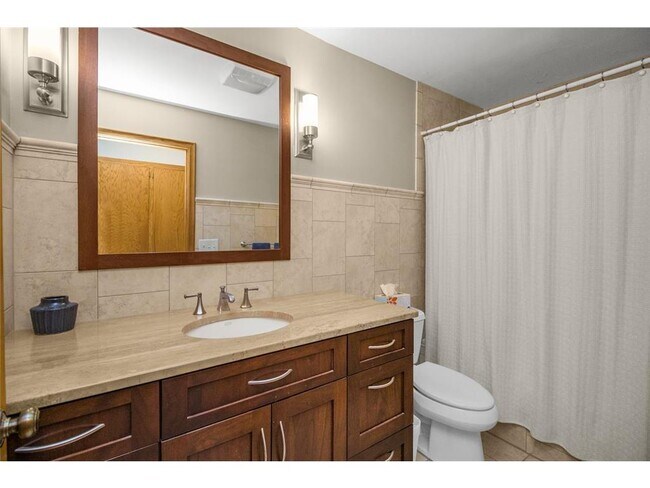 Building Photo - 139 Otis Avenue