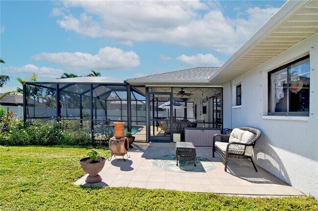 Building Photo - 4531 SW 14th Pl