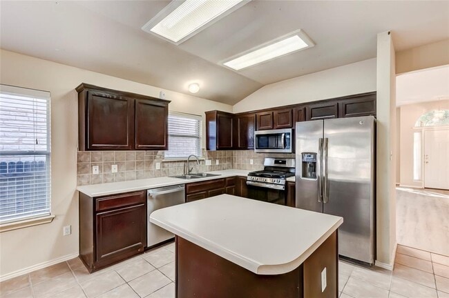 Building Photo - 11308 Los Comancheros Rd