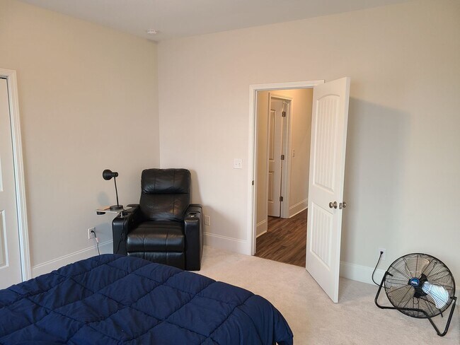 Building Photo - 3 Bedroom 2 bath home - The Landing at Mil...