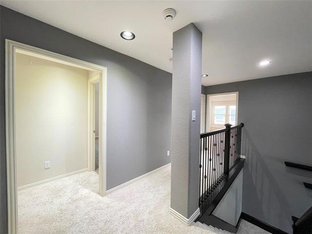 Building Photo - 415 Sleepy Creek Dr