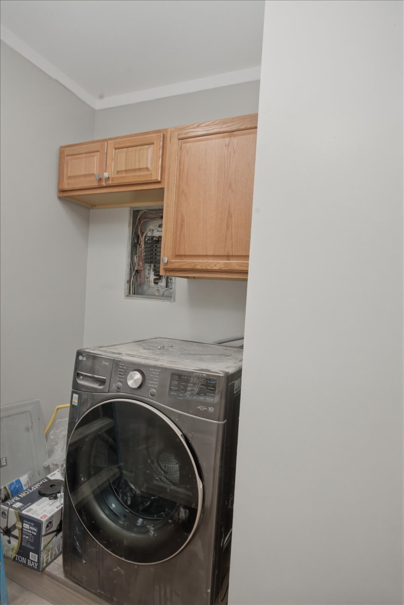 Building Photo - 5742 N Rockwell St