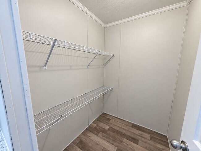 Building Photo - 16 Cardinal Hill Dr