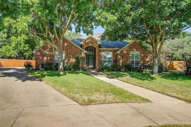 Building Photo - 750 Shady Tree Ct