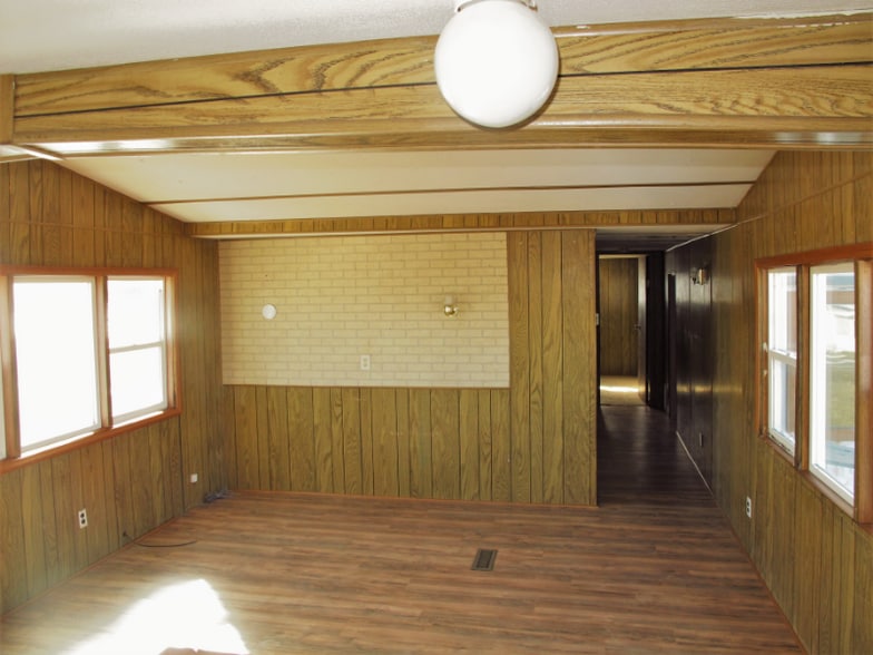 Building Photo - 22445 Frontage Rd