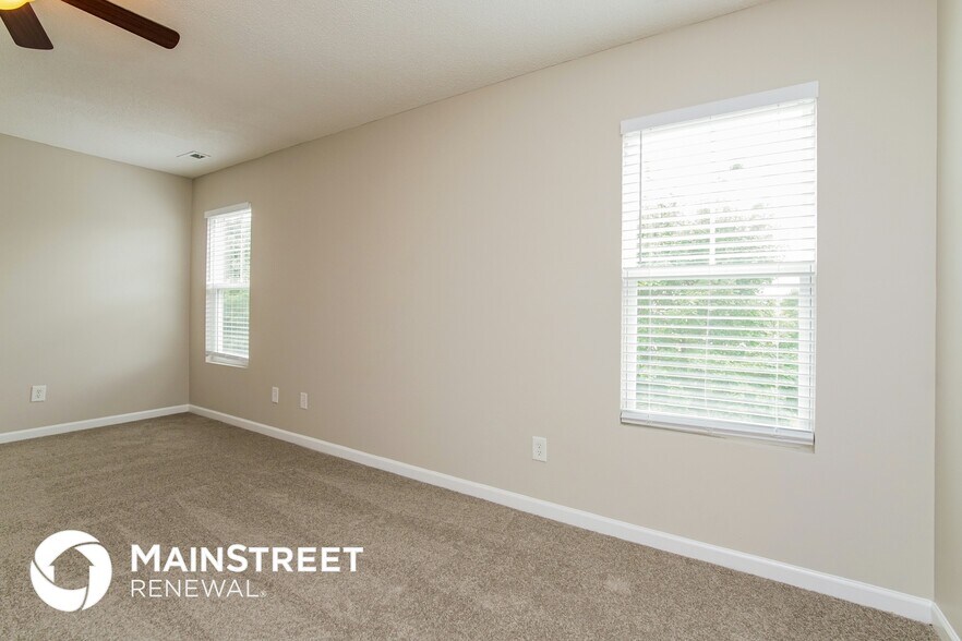 Building Photo - 2436 Ferdinand Dr