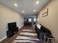 Building Photo - 541 New S Dr