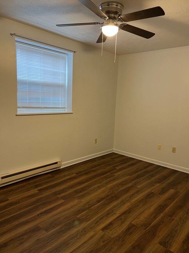 Building Photo - One bedroom apartment for rent near EMU in...