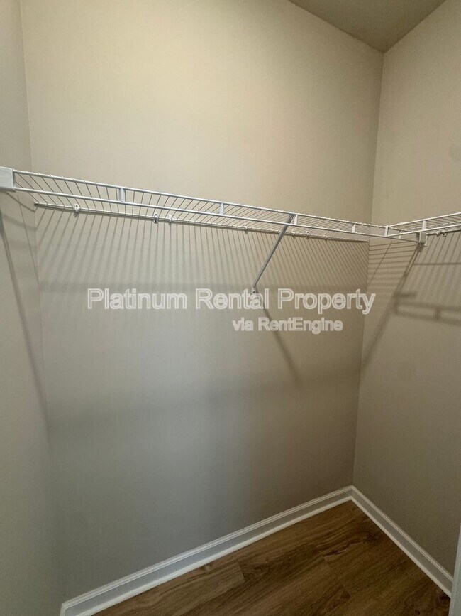 Building Photo - 707 Topsail Ln