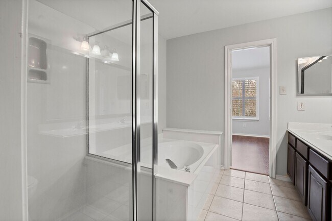 Building Photo - 62 Musgrove Pl