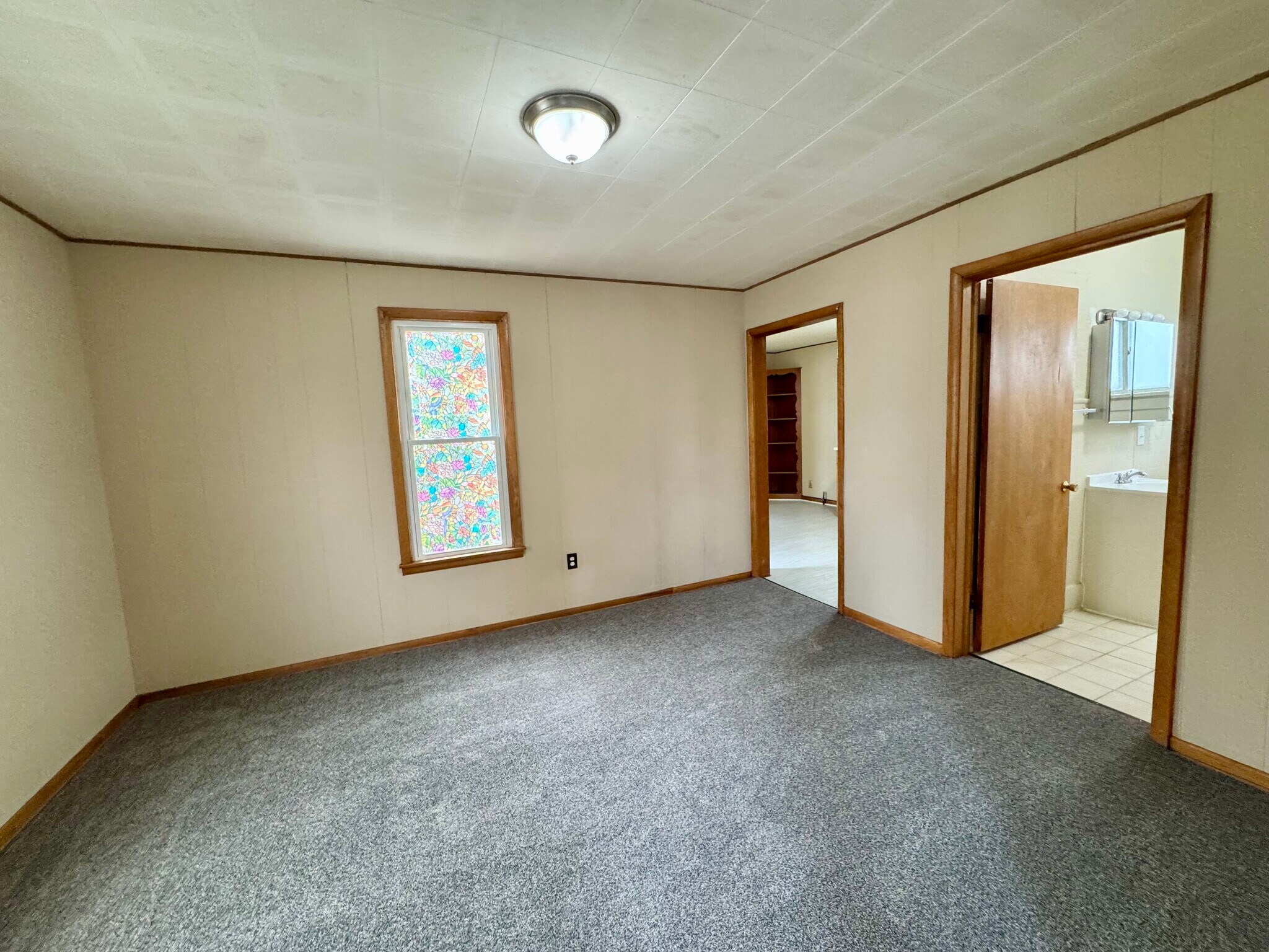 Building Photo - 601 Lincoln Ave NW