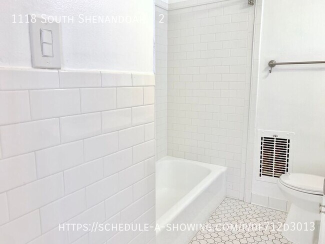 Building Photo - 1118 South Shenandoah-2
