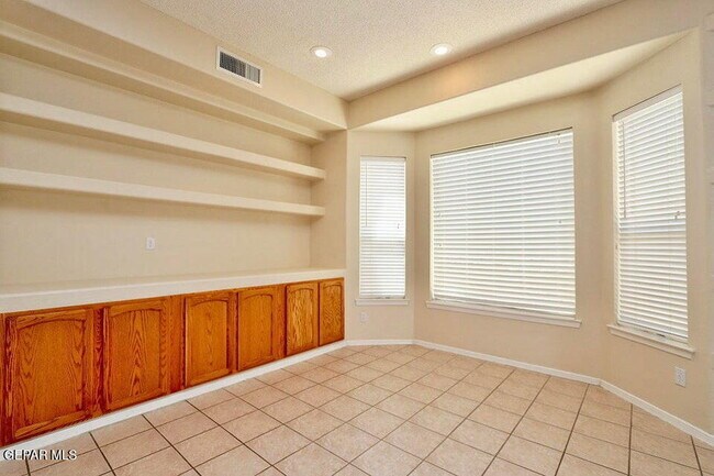 Building Photo - 1455 Cherokee Ridge Dr