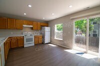 Building Photo - 3326 Warren Farm Dr