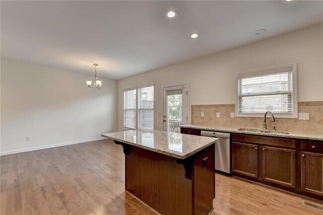 Building Photo - 3377 N Twin Alley