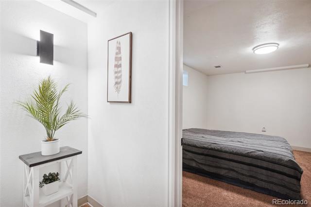 Building Photo - 16921 E Progress Cir N