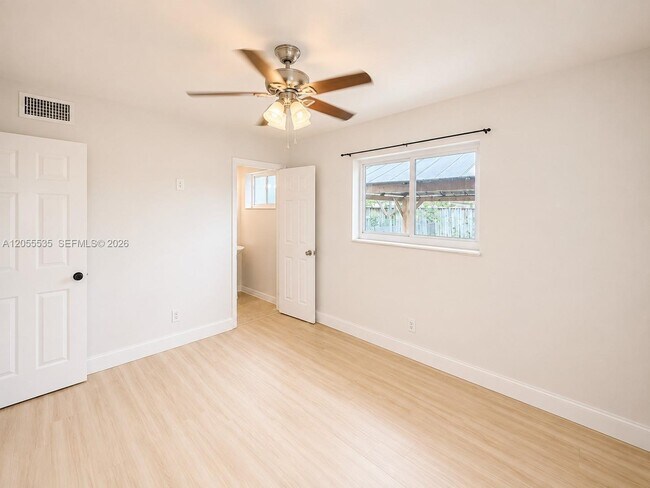Building Photo - 3171 SW 23rd St