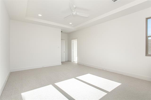 Building Photo - 1107 Mt Auburn Ave