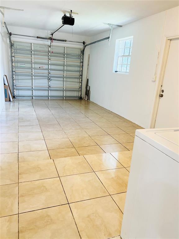 Building Photo - 3962 NW 36th Way