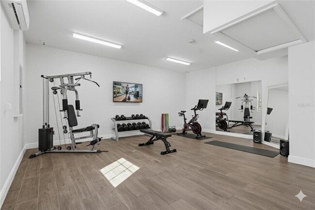 Building Photo - 810 W Whatley Pl