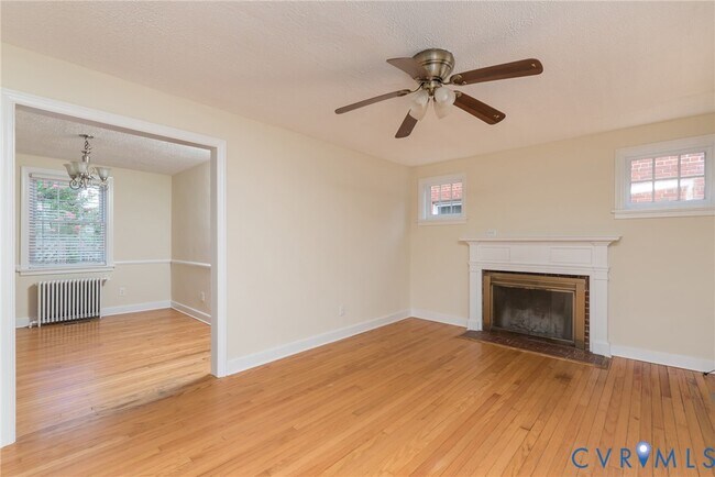 Building Photo - 3710 W Cary St