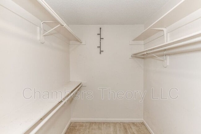 Building Photo - 275 S Pickett St