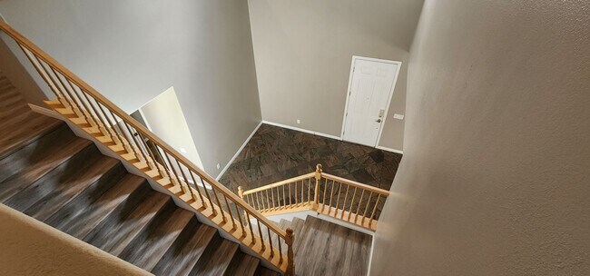 Building Photo - Lone Mountain Heights Luxury Living! 1st-m...