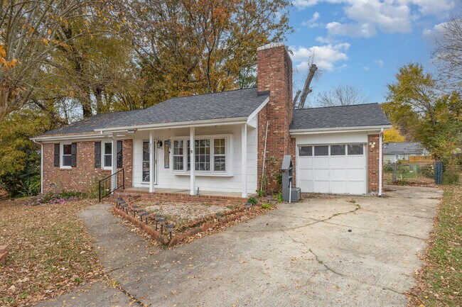 Building Photo - 8503 Beechbrooke Rd