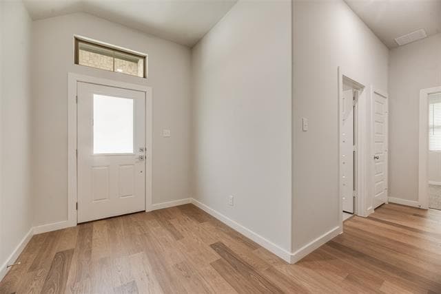 Building Photo - 506 Towerglen Dr